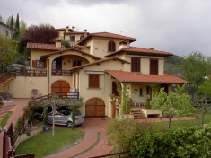 Haus zu verkaufen: PONTASSIEVE (FI)