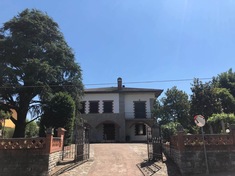 Einfamilienhaus zu verkaufen: CORTONA (AR)